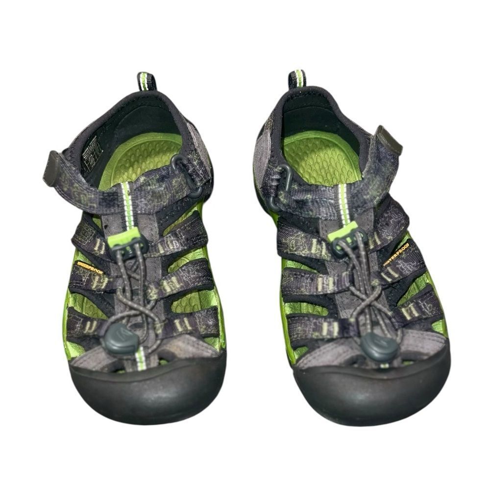 KEEN Kids Sport Sandals Size 12 Gray Green Closed Toe Hiking Water Shoes